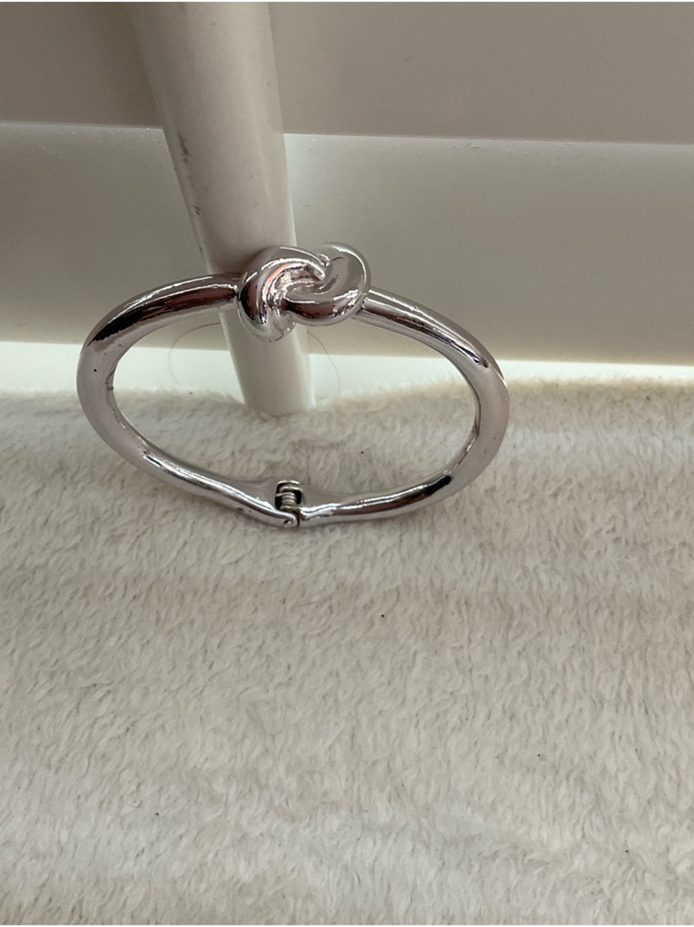 Polished Silver Knot Hinged Bangle Bracelet - Women's Jewelry